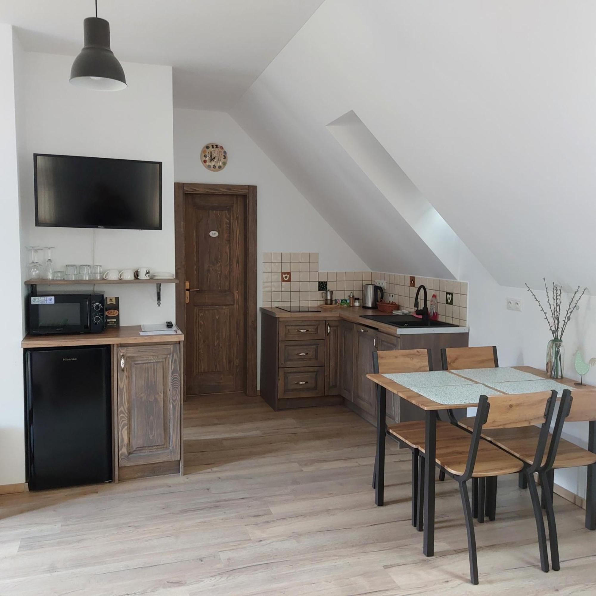 Apartmany Ema A Ela Tatranska Strba Buitenkant foto